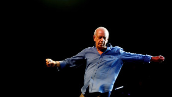 “Γωνιά του Μητροπάνου”: Σπάνιο υλικό για τον μεγάλο ερμηνευτή στην Αγία Μονή Τρικάλων (pics)