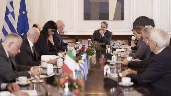 Συνάντηση Μητσοτάκη – Crosetto: Στο επίκεντρο μεταναστευτικό και ασφάλεια