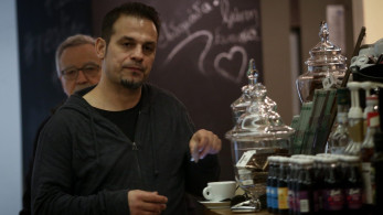 Ο Ντέμης Νικολαϊδης στο γήπεδο του bwin ΣΠΟΡ FM 94,6