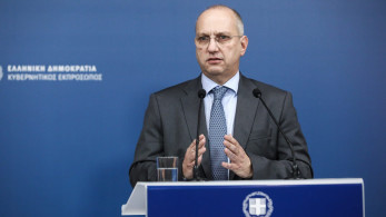 Οικονόμου για Τσίπρα: Δεν πείθει κανέναν – Μιλά για δικαιοσύνη και έχει δίπλα Παππά και Παπαγγελόπουλο