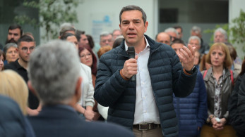 Σόου Τσίπρα κατά Κεραμέως με δήθεν “αγανακτισμένους” νεολαίους του…  ΣΥΡΙΖΑ