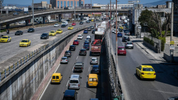 Μαζική έξοδος Αθηναίων για το Πάσχα – Πάνω από 80.000 οχήματα εγκατέλειψαν την Αττική το τελευταίο 24ωρο