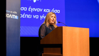 Μαρία Συρεγγέλα στην εφημερίδα “tomanifesto”: Καθοριστικές για τη χώρα οι εκλογές της 21ης Μαΐου