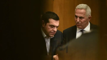 «Αντιρρησίας» Αποστολάκης – Υιοθετεί τη θέση ΣΥΡΙΖΑ για τον φράχτη