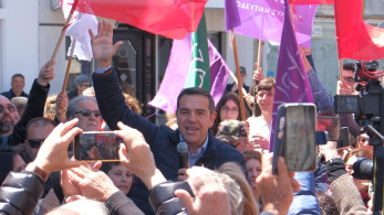 Στο κενό η μαύρη προπαγάνδα Τσίπρα – Με χρέη 47.000 ευρώ ο αγανακτισμένος ασφαλισμένος στη Χίο
