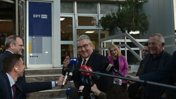 Debate - Εκλογές 2023: χιούμορ για τη γραβάτα από τον Κουτσούμπα