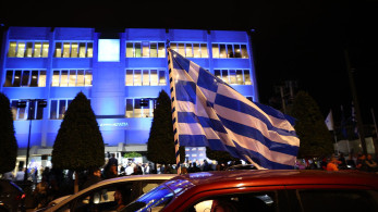 Ο ΣΥΡΙΖΑ με τα fake news, οι Έλληνες με την ομαλότητα