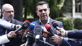 Τσίπρας: Φταίω, αλλά μένω