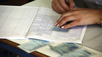 ΥΠΕΣ: ξεκίνησε η εκκαθάριση εκλογικών καταλόγων - Ποιους αφορά