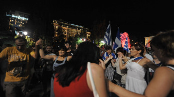 2015: Η χώρα στον γκρεμό από μια μοιραία παρέα