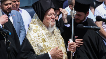 Τέμπη: Τρισάγιο στη μνήμη των θυμάτων της τραγωδίας από τον Βαρθολομαίο