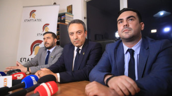 Ο Βασίλης Στίγκας και οι... Σπαρτιάτες της άκρας δεξιάς και των Κασιδιάρηδων