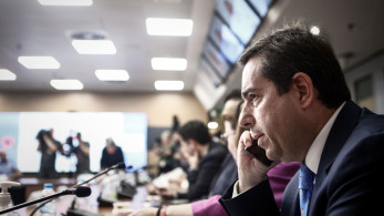 «Ξεπέζεψε» ο Μηταράκης: «όχι» Μαξίμου στην έφιππη αστυνομία