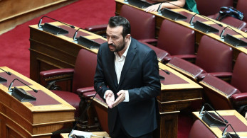 «Κωλοτούμπα» του ΣΥΡΙΖΑ για το οικονομικό νομοσχέδιο - Η απάντηση Χατζηδάκη