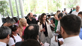 Ξεκινά περιοδείες η Αχτσιόγλου: αιχμή για Τσίπρα το σύνθημά της;