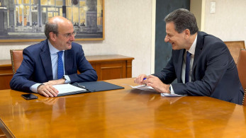 Κωστής Χατζηδάκης: συνάντηση με Σταϊκούρα και Σκυλακάκη στο Οικονομικών - «Θα λειτουργήσουμε με ομαδικό πνεύμα»