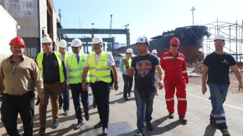 Με τη διοίκηση και τους εργαζόμενους των Ναυπηγείων Ελευσίνας συναντήθηκε ο περιφερειάρχης Αττικής