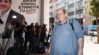 Επίθεση Φίλη σε Φάμελλο: δεν κοιτάς να κάνεις τη βάρδιά σου…