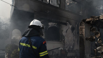 Φωτιές: συνεχής μάχη της Πυροσβεστικής με τα πύρινα μέτωπα