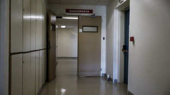 Έγκλημα στη Νέα Φιλαδέλφεια: στο Θριάσιο με έντονη αδιαθεσία ο πατέρας του 29χρονου