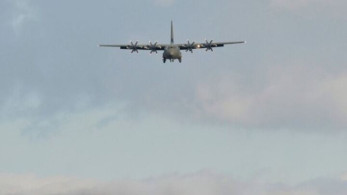 Σε συζητήσεις για τα νέα C-130