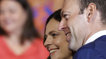 Το Eteron «έκοψε» διαφήμιση ύψους 1.262.000 προς την «Αυγή», όταν φάνηκε να προηγείται ο Στέφανος Κασσελάκης