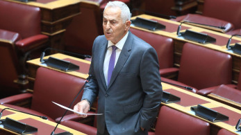 Θα «θυσιαστεί» ο ναύαρχος Αποστολάκης;