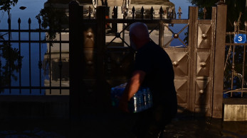Στοπ στους μαυραγορίτες από το υπουργείο Ανάπτυξης - Πλαφόν στα είδη πρώτης ανάγκης