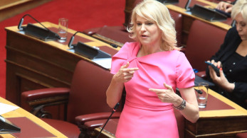 Θεοδώρα Τζάκρη: Σε ξενοδοχείο στις Σπέτσες οι βουλευτές - Ο λογαριασμός στον Κασσελάκη