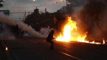 Δολοφονία Φλόιντ: Επεισόδια έξω από την αμερικανική πρεσβεία