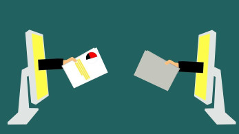 ΗΠΑ: Η Microsoft θα αντικαταστήσει τους δημοσιογράφους με ρομπότ