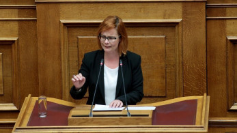 Η απίθανη Σκουφά του ΣΥΡΙΖΑ: Τα αγγλικά στο νηπιαγωγείο μήπως εξυπηρετούν τις ΗΠΑ;