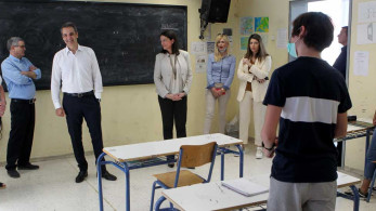 Στο 7ο Γυμνάσιο Αθηνών ο Κυριάκος Μητσοτάκης