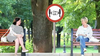 Κορωνοϊός: Μεγαλύτερη απόσταση, μεγαλύτερη ασφάλεια