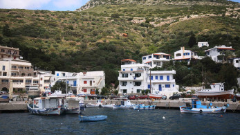 «Κόκκινος βράχος» η Ικαρία: έβγαλε δήμαρχο του ΚΚΕ από την πρώτη Κυριακή