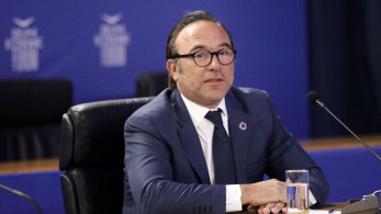 Πέτρος Κόκκαλης: σπάνια κοινή εμφάνιση με τη Δήμητρα Ματσούκα στο θέατρο