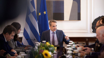 Κυριάκος Μητσοτάκης: χαμηλά τα κεφάλια, ψηλά τα μανίκια