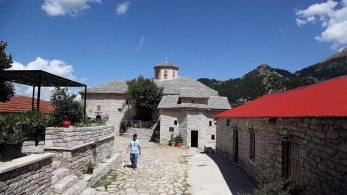 Μοναδική πρωτοβουλία Δήμου Αγράφων: 3.000 ευρώ για κάθε παιδί που γεννιέται στην περιοχή