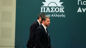 Οι δημοσκοπήσεις προβληματίζουν και το ΠΑΣΟΚ