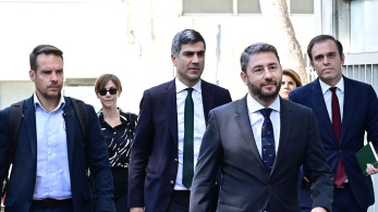 Οι εμμονές και οι «αγάπες» του Ανδρουλάκη και του ΣΥΡΙΖΑ για Ράμμο και ΑΔΑΕ