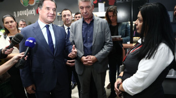 Επίσκεψη Γεωργιάδη σε σούπερ μάρκετ: ψηφιακή κάρτα κατά της αδήλωτης εργασίας
