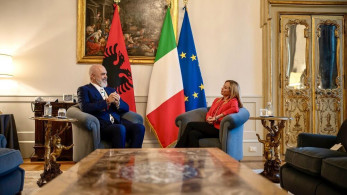 Αλβανία: αντιδράσεις για τη συμφωνία Μελόνι-Ράμα για τους μετανάστες από Ιταλία