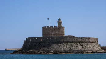 Αλληλέγγυοι μπαχαλάκηδες σε Ρόδο, Αμοργό και Σύρο