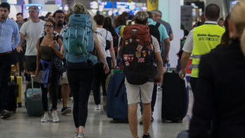 ΕΛΣΤΑΤ: αύξηση 4,7% στα ταξίδια Ελλήνων για διακοπές – Δεκαετές ρεκόρ το 2024