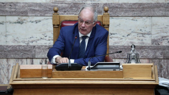 Τασούλας: με δαπάνη της Βουλής 1.200 κυψέλες σε πληγέντες μελισσοκόμους