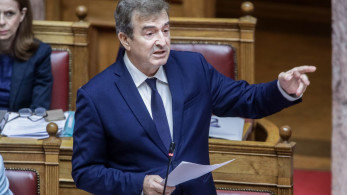 «Όχι» Χρυσοχοΐδη στους αγρότες για τα τρακτέρ - Κάθοδος με αυτοκίνητα και λεωφορεία