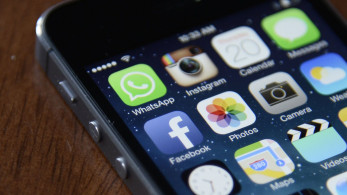 Γαλλία: έρευνα για εθισμό ανηλίκων στα Social Media - 1 στους 4 δεν αντέχει χωρίς κινητό ούτε ώρα
