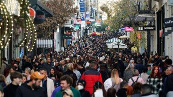 Αρχίζει στις 12 Δεκεμβρίου το εορταστικό ωράριο των καταστημάτων