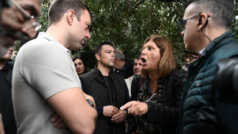«Τα έψαλε» διαδηλώτρια στον Κασσελάκη: «Η Αριστερά να σκύβει το κεφάλι στον λαό γιατί τον πρόδωσε»