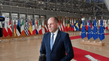 Γεραπετρίτης για Ντελόρ: Η Ελλάδα αποχαιρετά με θλίψη έναν μεγάλο Ευρωπαίο και φιλέλληνα